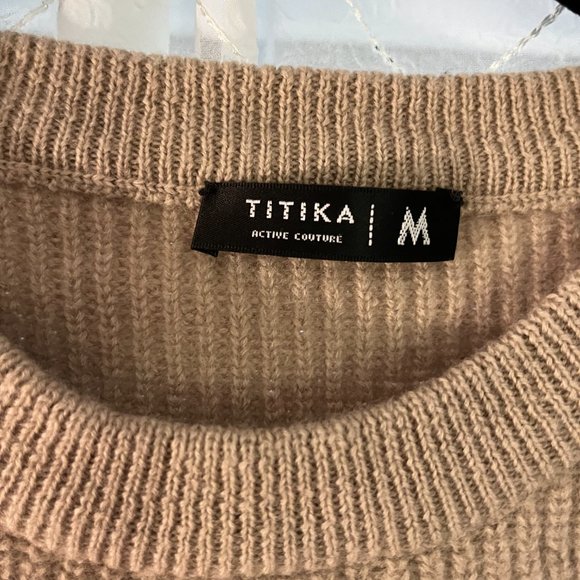 beige Titika knit sweater size medium - Picture 4 of 5